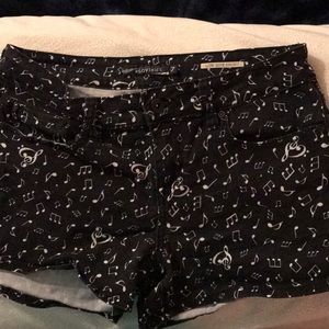 Hot Topi Lovesick Lowrise Shorts Size 7